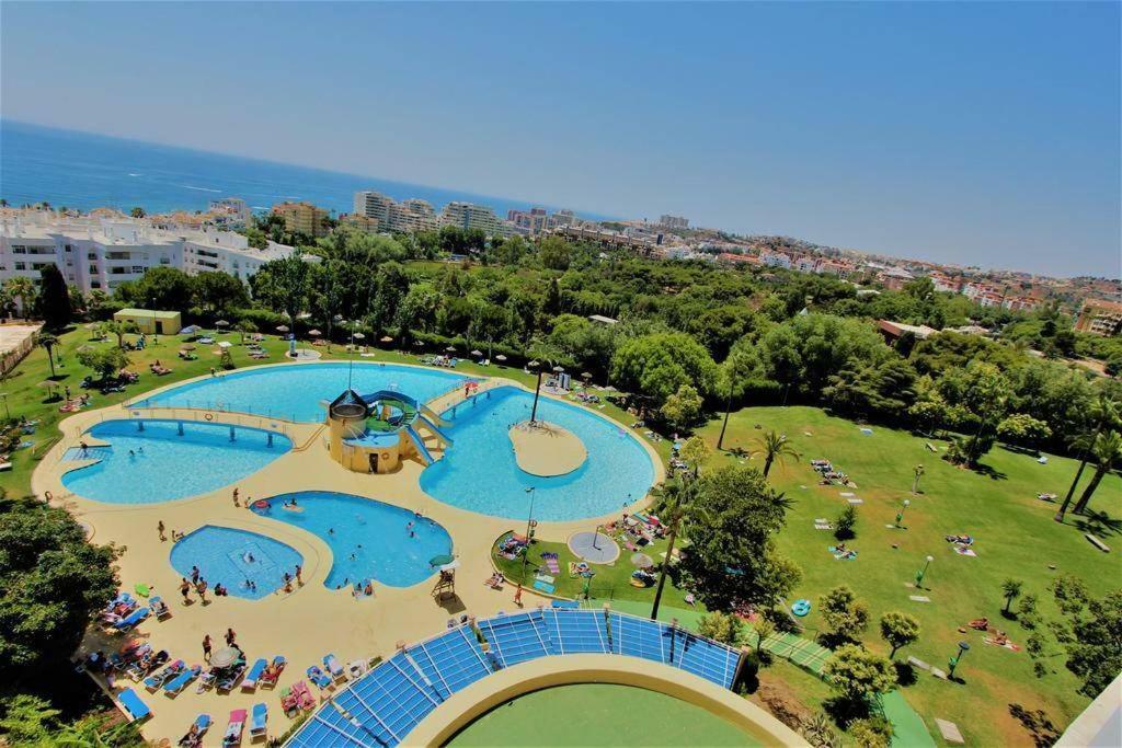 Minerva Sea View Apartment เบนัลมาเดนา ภายนอก รูปภาพ